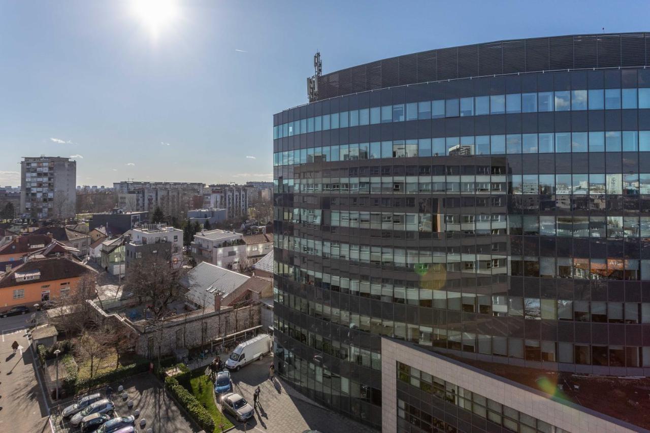 Spacious Apartment In Radnicka Business Zone - Free Parking Zagreb Exterior foto